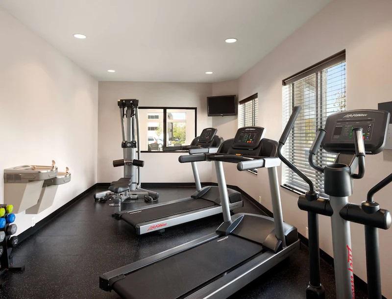 Country Inn & Suites By Radisson, New Orleans I-10 East, La Eksteriør bilde