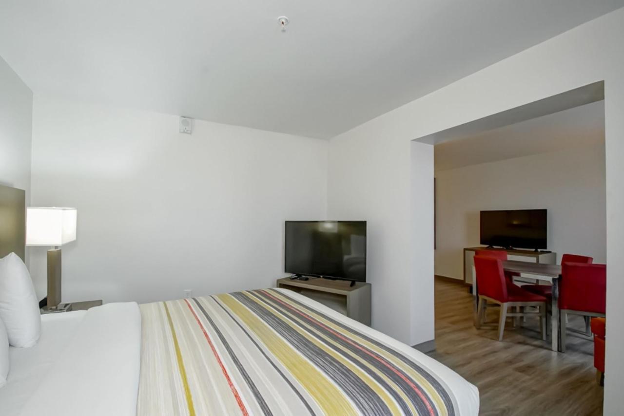 Country Inn & Suites By Radisson, New Orleans I-10 East, La Eksteriør bilde