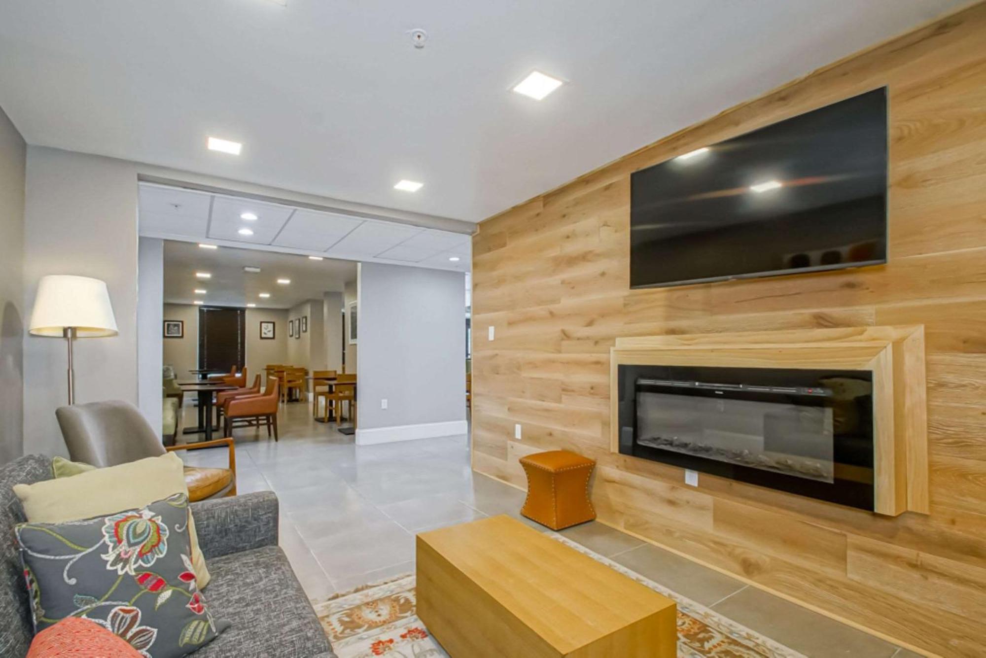 Country Inn & Suites By Radisson, New Orleans I-10 East, La Eksteriør bilde