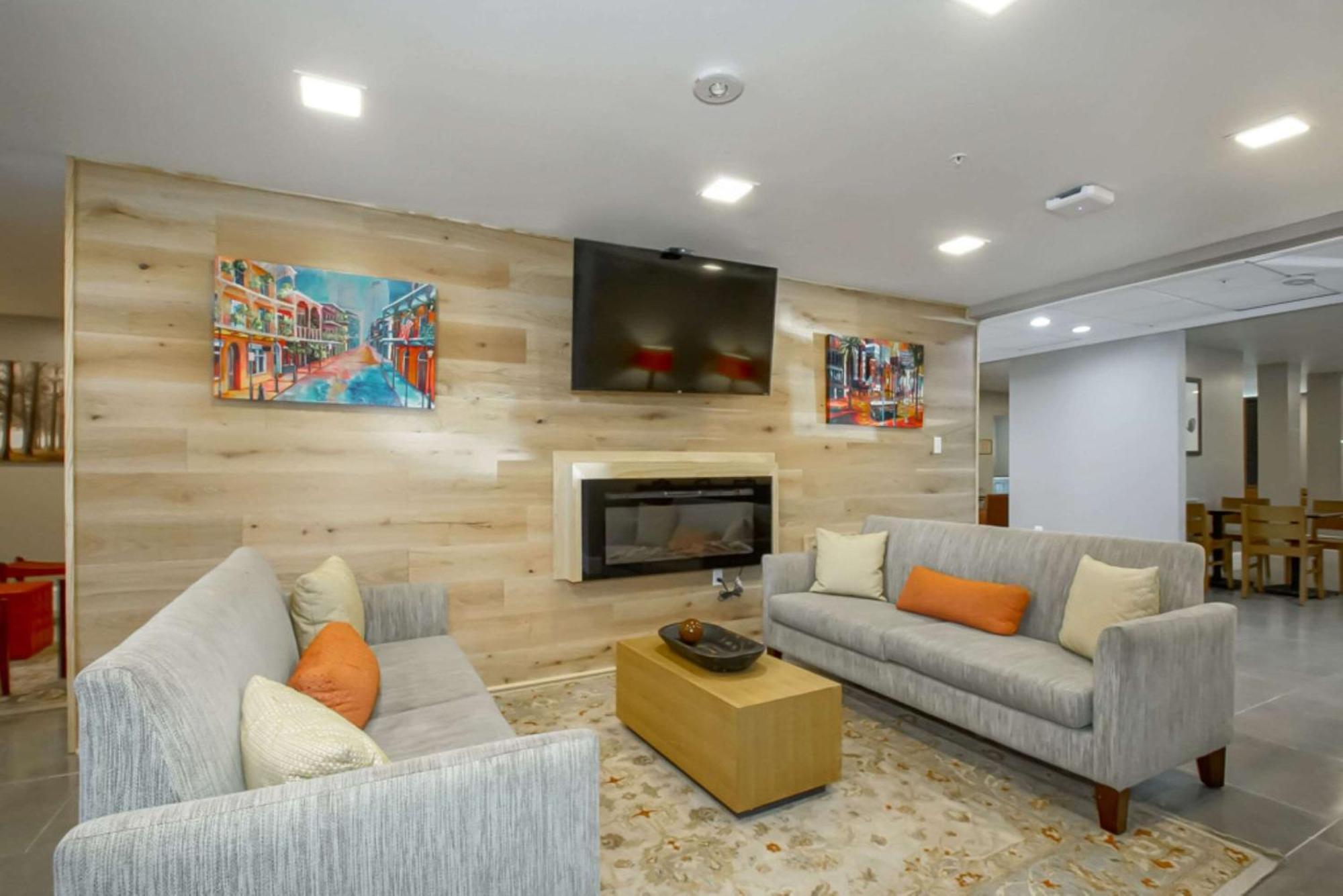Country Inn & Suites By Radisson, New Orleans I-10 East, La Eksteriør bilde